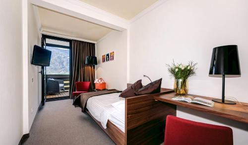Budget Single Room