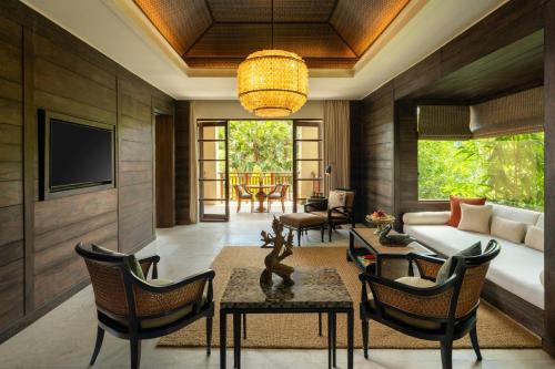 Mandapa Suite, 1 Bedroom Larger Suite, 1 King, Resort view