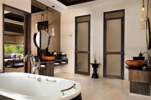 Mandapa Suite, 1 Bedroom Larger Suite, 1 King, Resort view