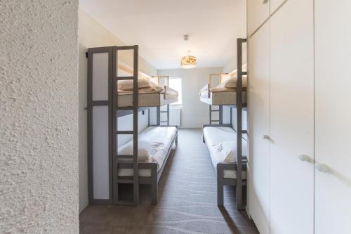 Two-Bedroom Apartment (6 Adults)