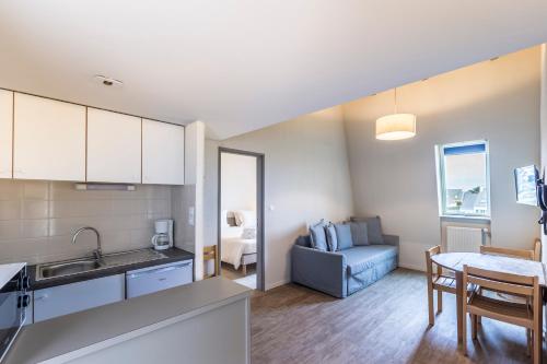 Two-Bedroom Apartment (6 Adults)