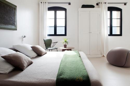 Superior King Room 