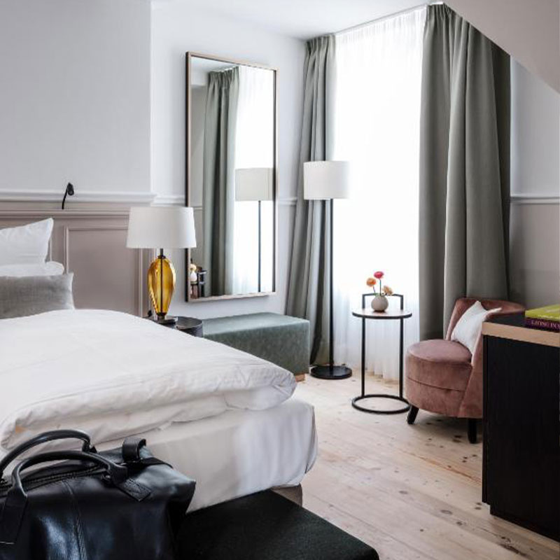 Deluxe Room with Lake View - Alpenrose