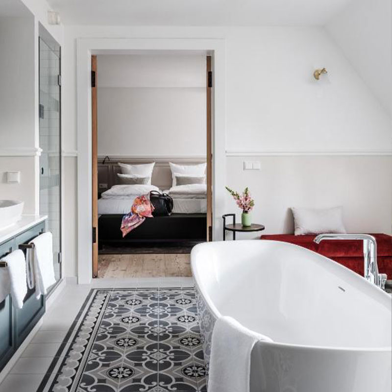 Deluxe Room with Lake View - Alpenrose