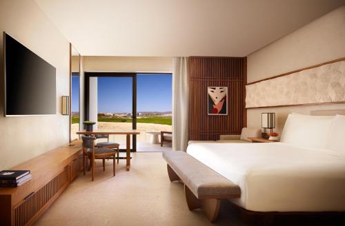 room_title_deluxe-king-roomt