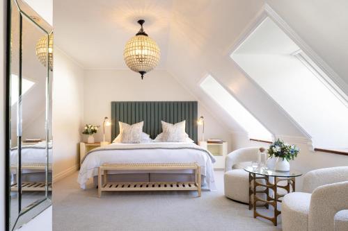 Classic Double or Twin Room