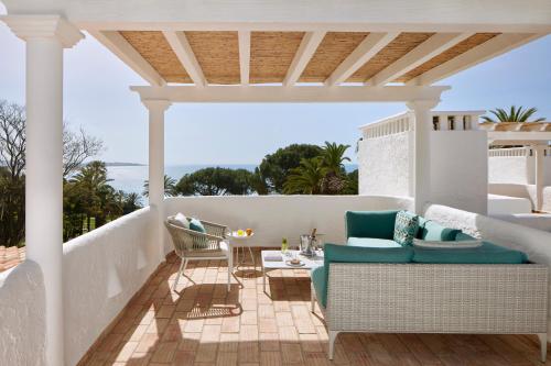 Premium Suite with Terrace