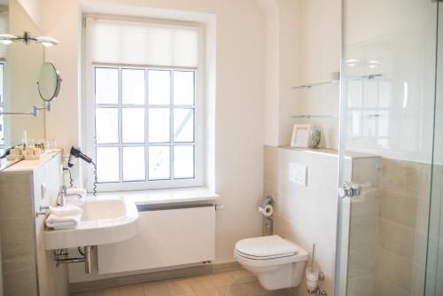 Classic Single Room with Park View