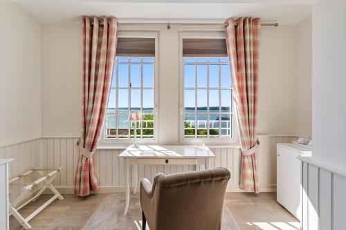 Suite with Sea View