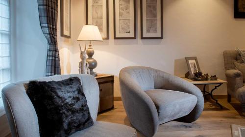 Suite 16