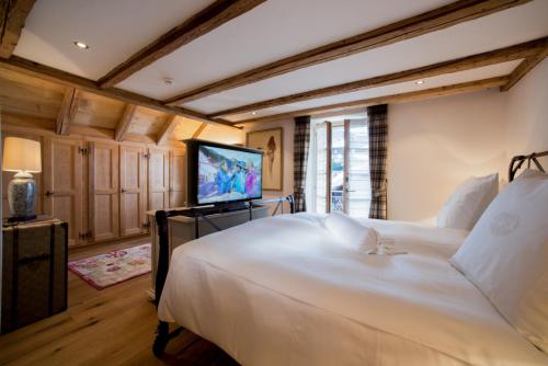 Suite 15