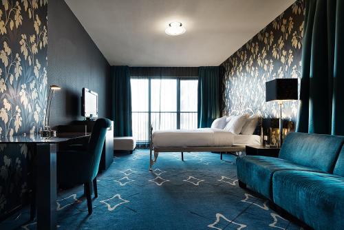 Art Twin Room
