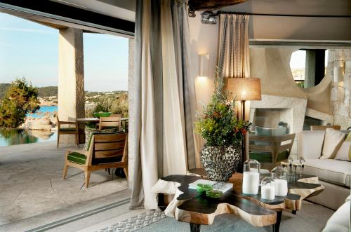 2 Bedroom Villa, Villa, Seafront, Private pool
