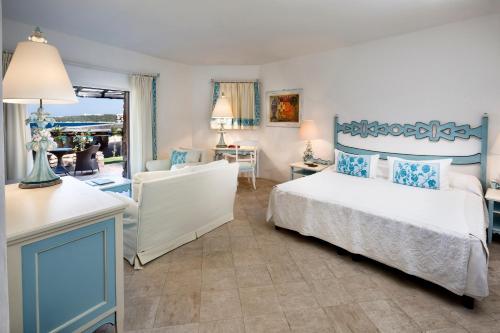 Front Line Premium, Guest room, 1 King, Sea view