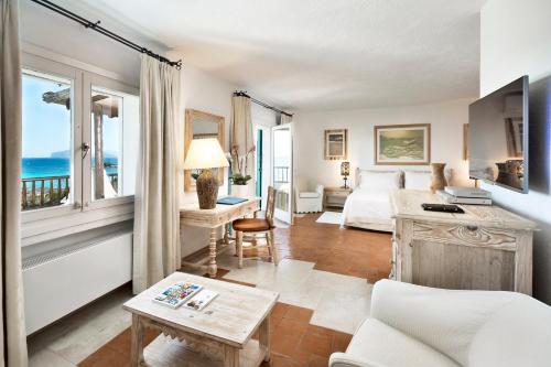 Open Plan Junior Suite, 1 Bedroom Suite, Sea view, Balcony