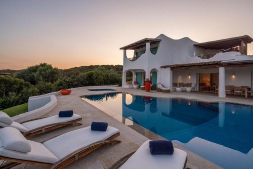 3 Bedroom Villa, Villa, Seafront, Private pool