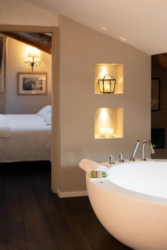 Suite with Sauna and Mont Blanc View