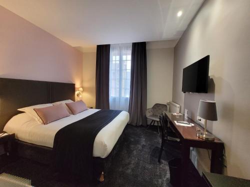 Initial Room