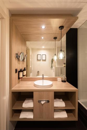 Comfy Twin Room
