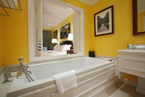 Superior Deluxe Double Room with Panoramic River View