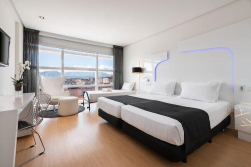 Twin Room (with extra bed)