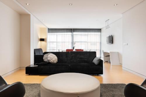 Family Suite (2 Adults + 2 Children)
