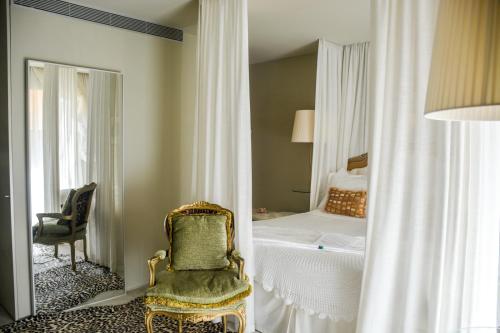 Prestige Single Room