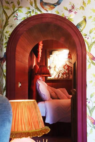 Junior Suite with Canal View