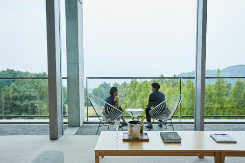 Presidential Suite with Extra Bed and Ocean View