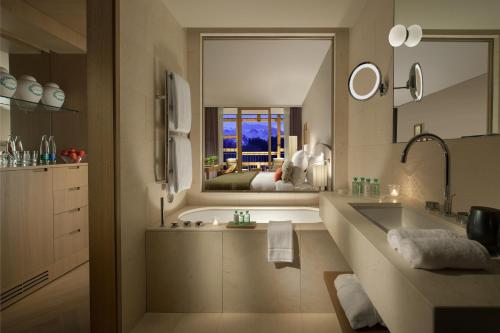 Alpine Deluxe Room with Balcony