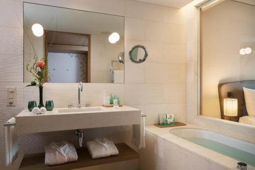 Alpine Deluxe Room with Terrace