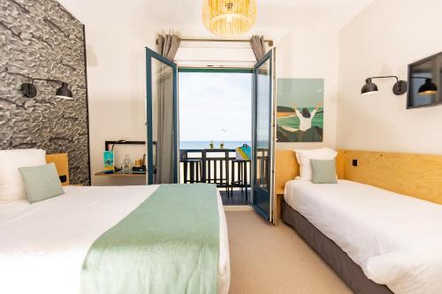 Triple room with balcony sea-view
