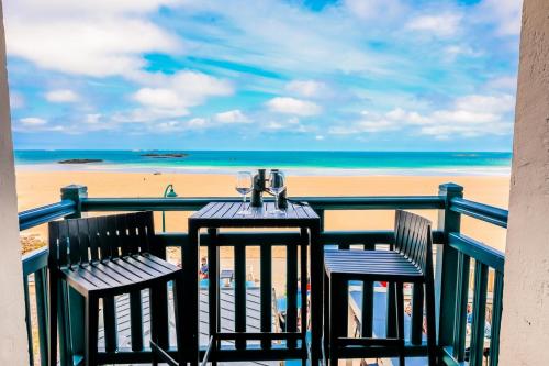 Triple room with balcony sea-view