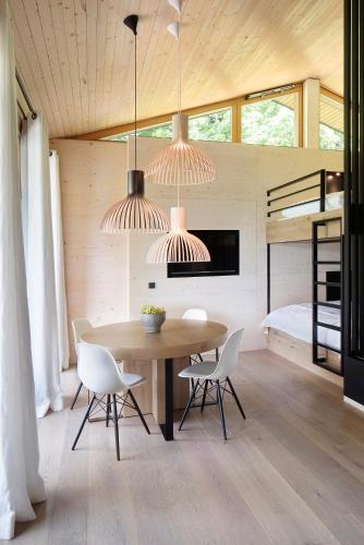 Apartment with Lake View - Building AlpenChalet
