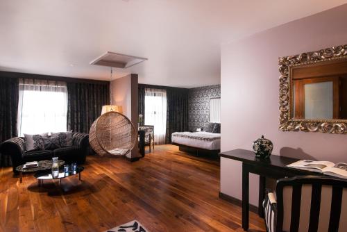 Superior Suite