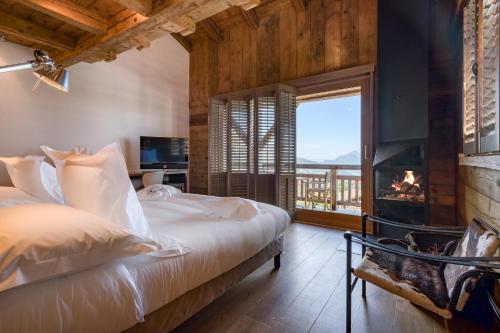 Prestige Suite (2-3 Adults)