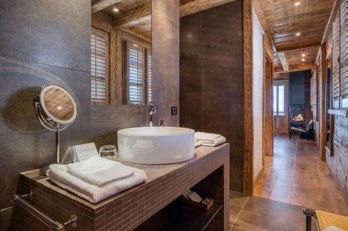 Prestige Suite (2-3 Adults)
