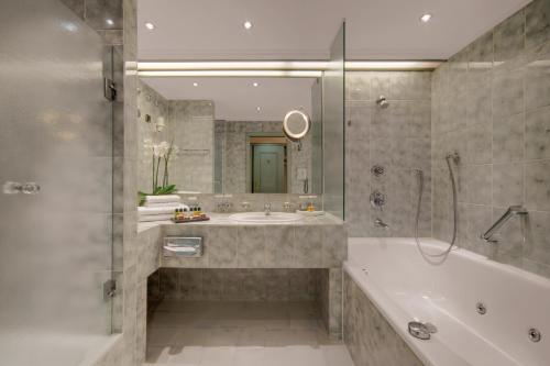Comfort Single Room