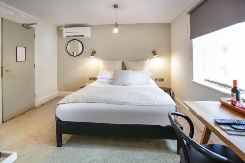 Double Room - Bailey