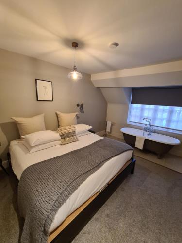Bailey Suite 