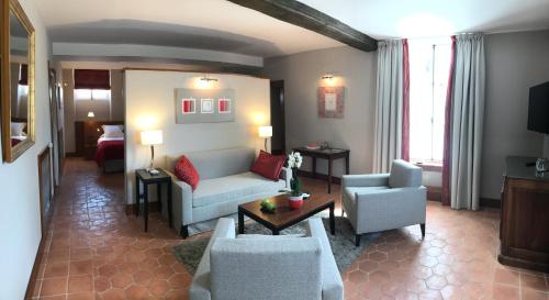 Village Suite