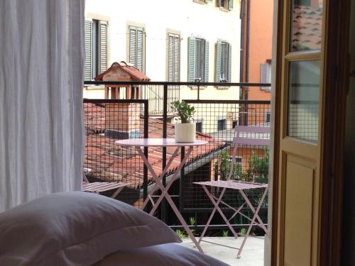 Studio with Balcony