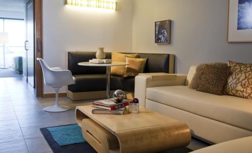 City View 1 Bedroom Suite, 1 King Bed, Sofa Bed, Balcony