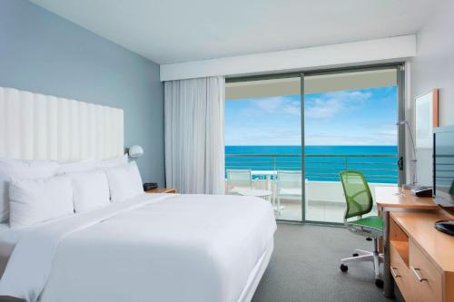 Ocean View 1 Bedroom Suite, 1 King Bed, Sofa Bed, Balcony