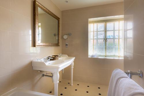 Large Main House Double