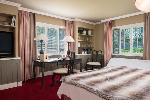 Prestige Room 