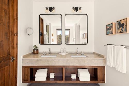 Vista Casita with One King Bed