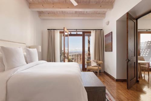 One Bedroom Encantado King Suite - Accessible