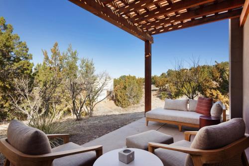 Two-Bedroom Interconnecting Deluxe - Accessible