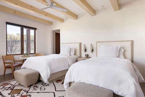 Deluxe Casita Two Double Beds